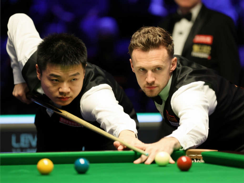 武切维奇为 武切维奇为